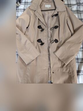 Braetan Beige Toggle-Front Coat